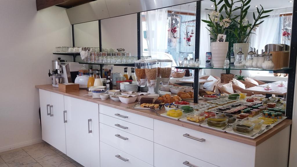 Gästehaus u Ferienwohnungen Veronika incl Frühstücksbuffet Unterammergau Exterior foto