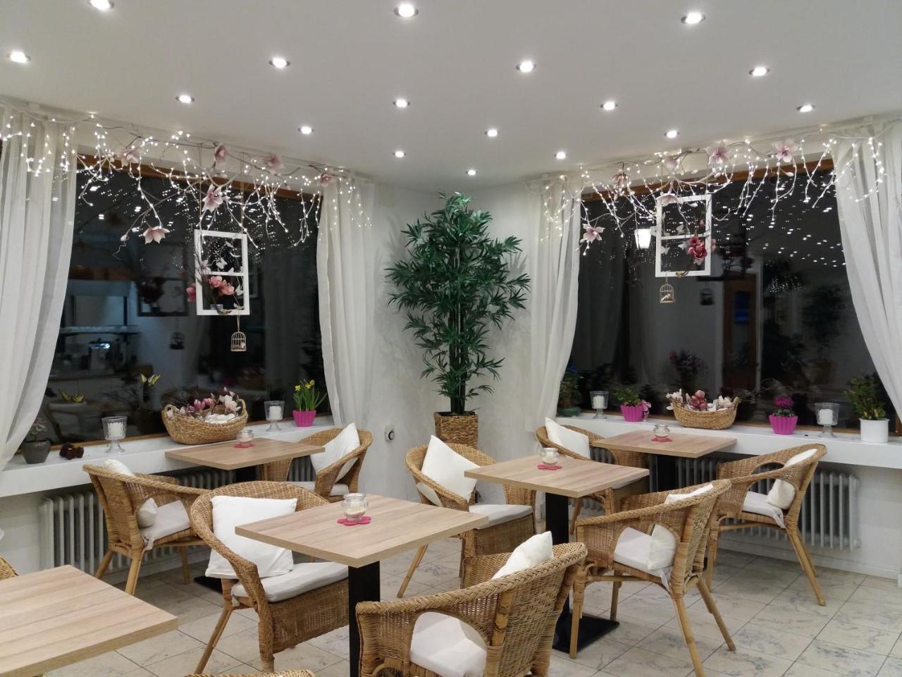 Gästehaus u Ferienwohnungen Veronika incl Frühstücksbuffet Unterammergau Exterior foto